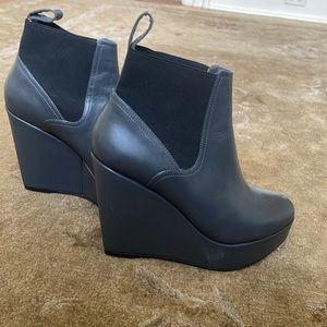 Robert Clergerie wedges
